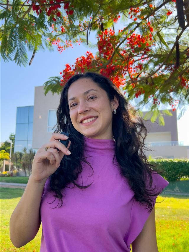 Professora Larissa Almeida